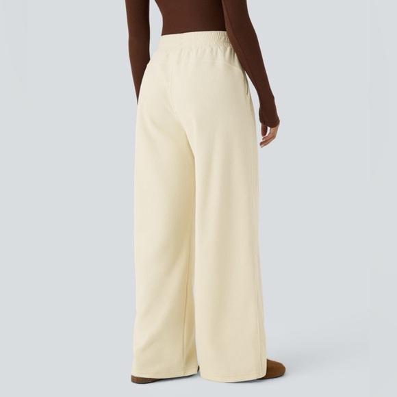 Halara Cream High Waisted Side Pocket Straight Leg Mop Corduroy Casual Pants NEW - Picture 2 of 8